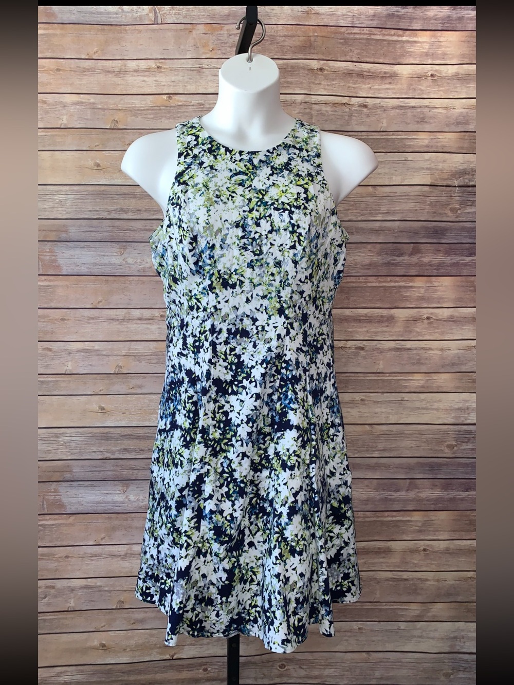 Maggy London Sleeveless Dress - Size 10